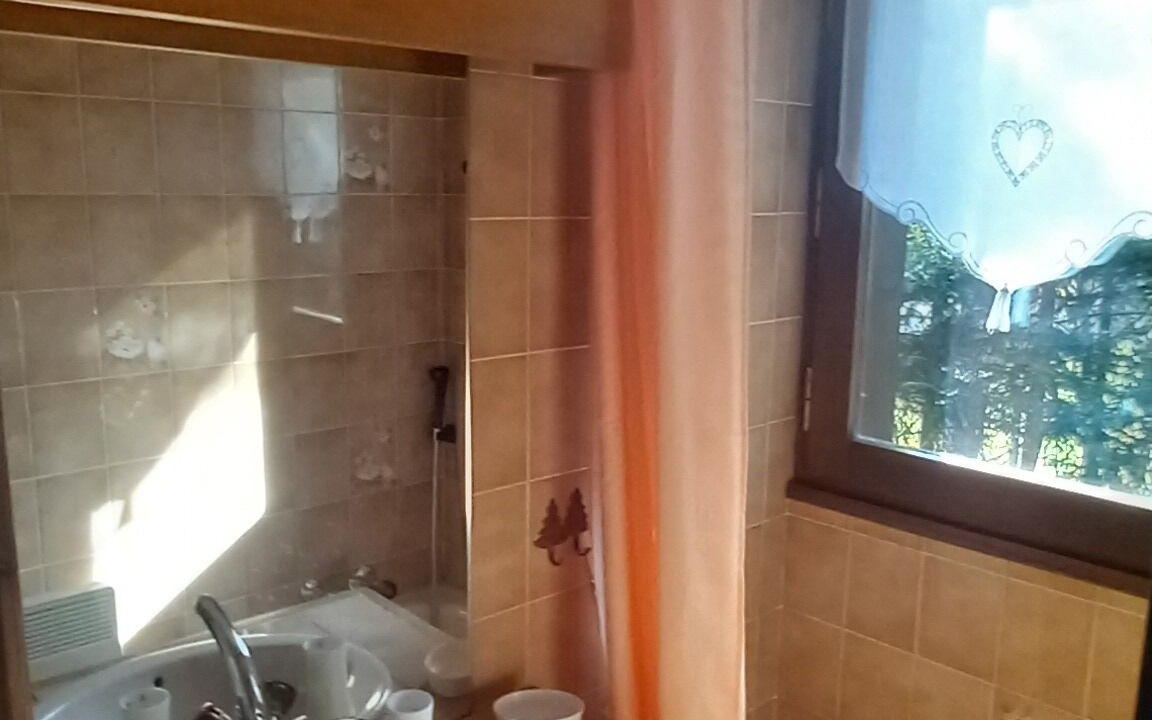 Photo of Bathroom in Cordon