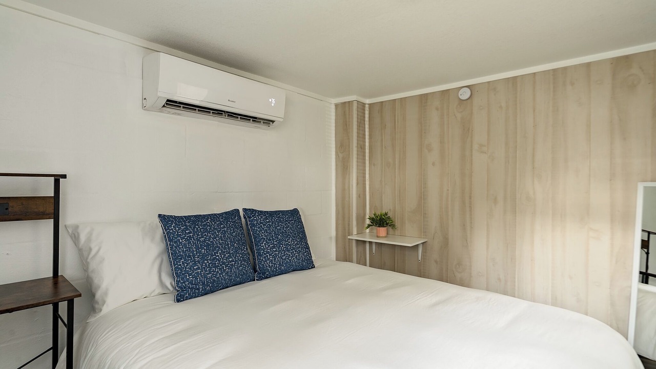 Photo of Bedroom in Downtown
