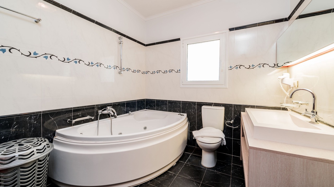 Photo of Bathroom in Kalamaki