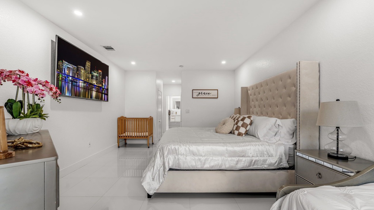 Photo of Bedroom in Tamiami