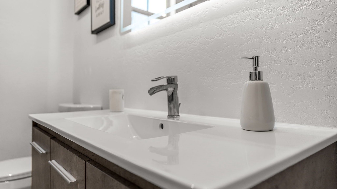 Photo of Bathroom in Tamiami