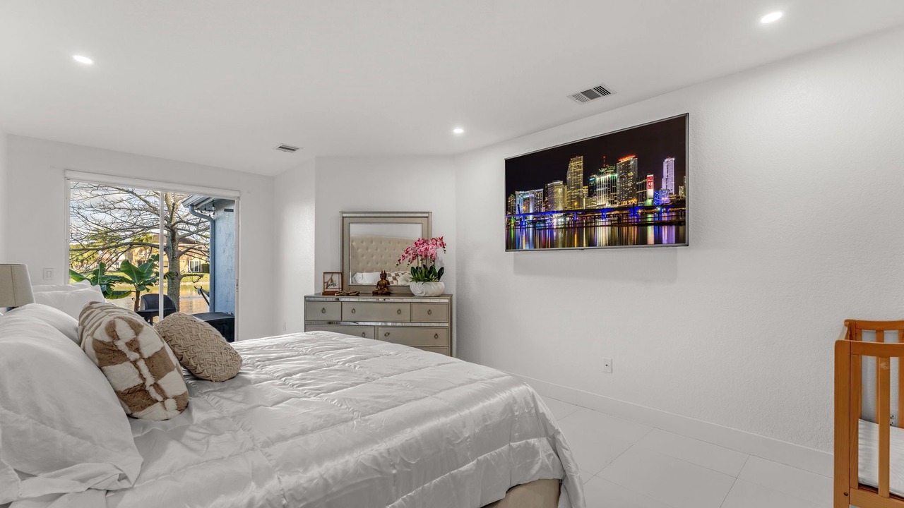 Photo of Bedroom in Tamiami