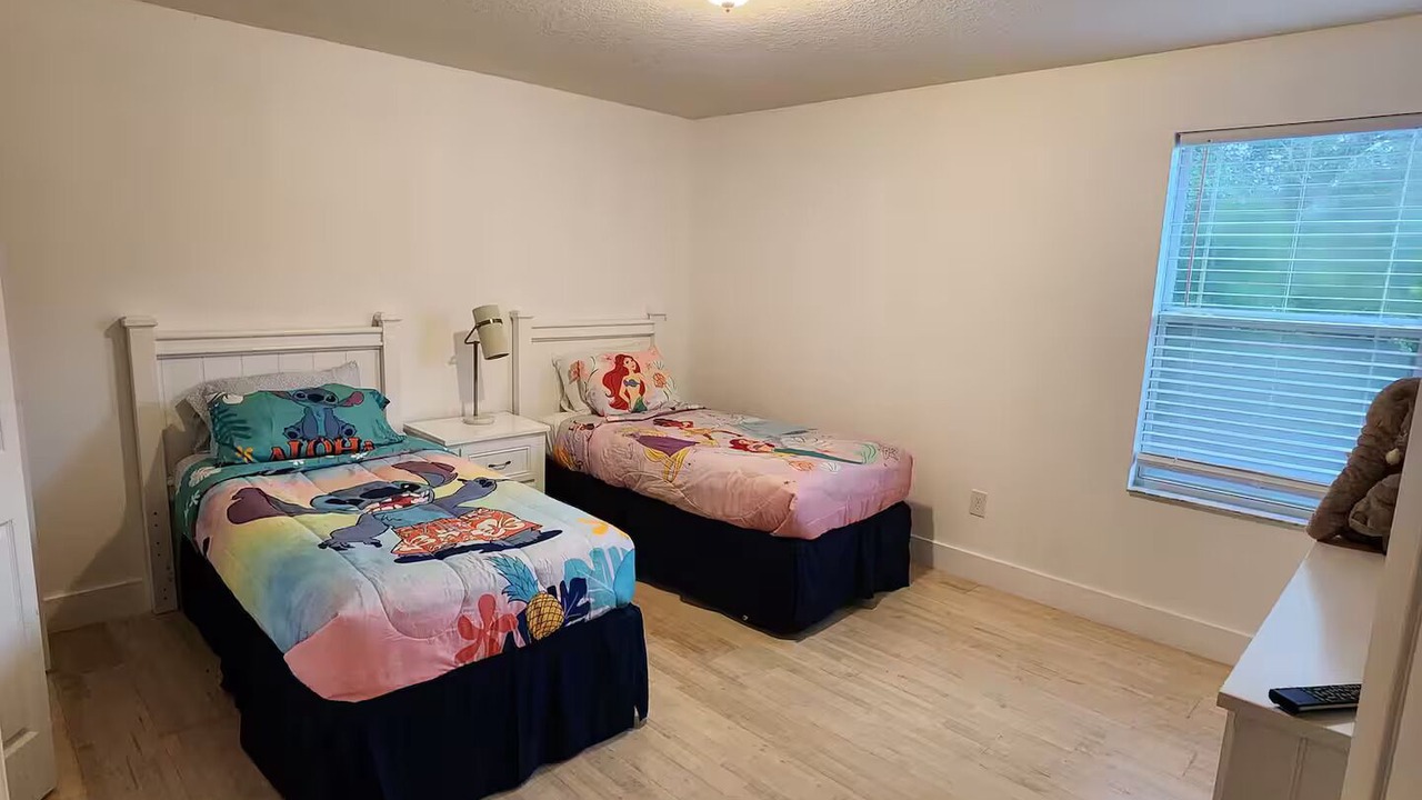 Photo of Bedroom in Lake Berkley