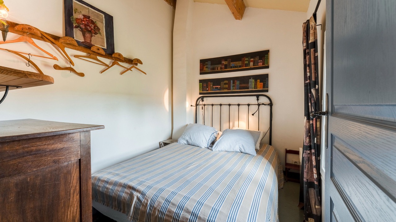 Photo of Bedroom in Crestet
