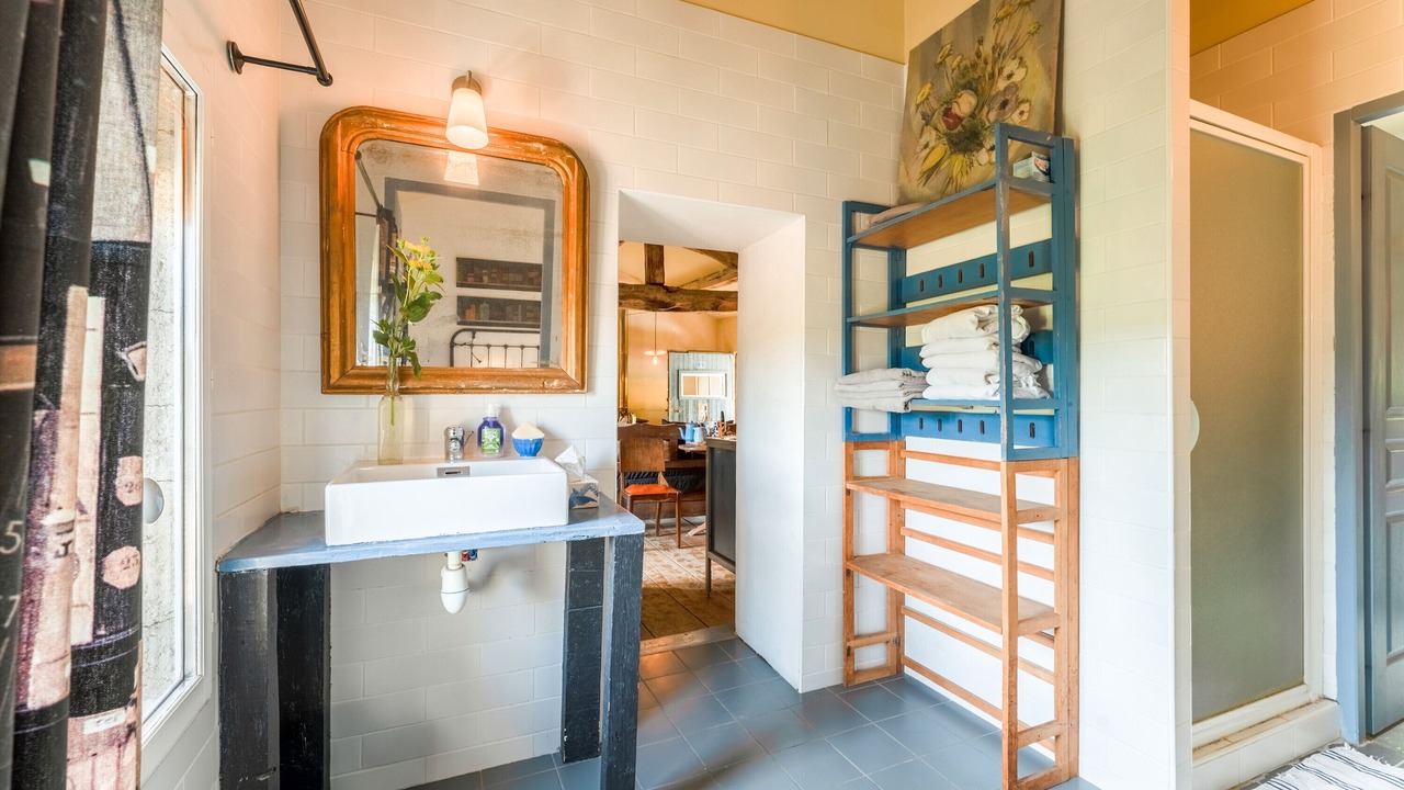 Photo of Bathroom in Crestet