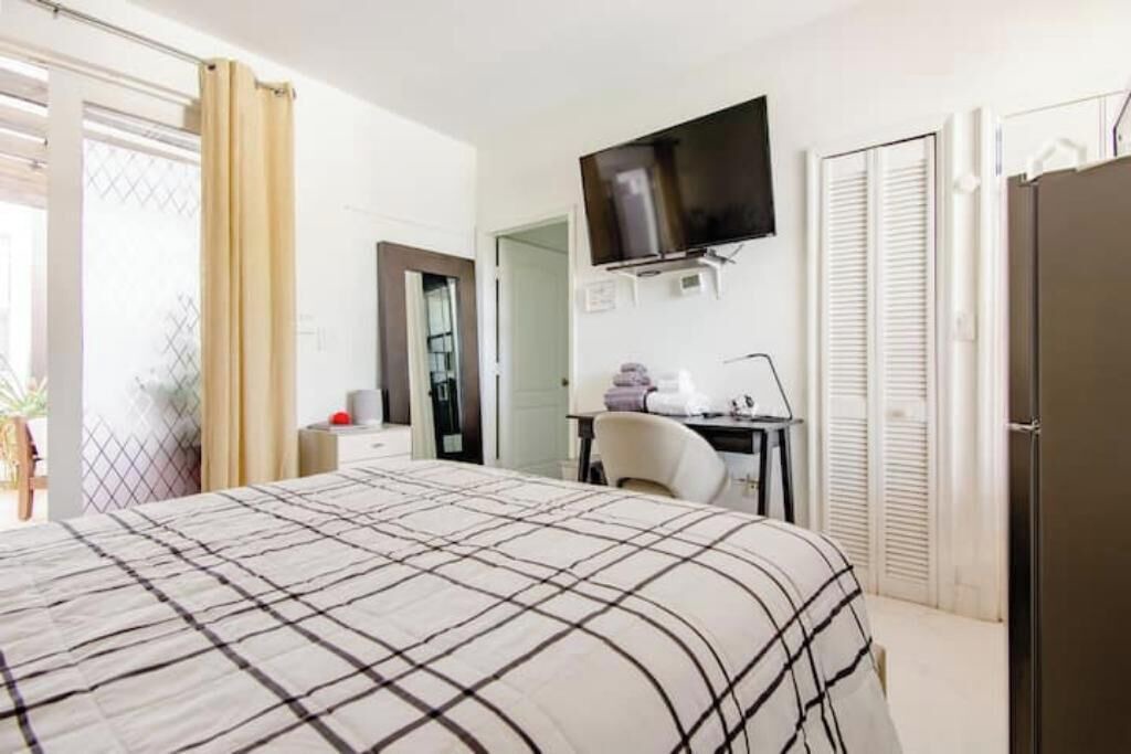 Photo of Bedroom in Tamiami