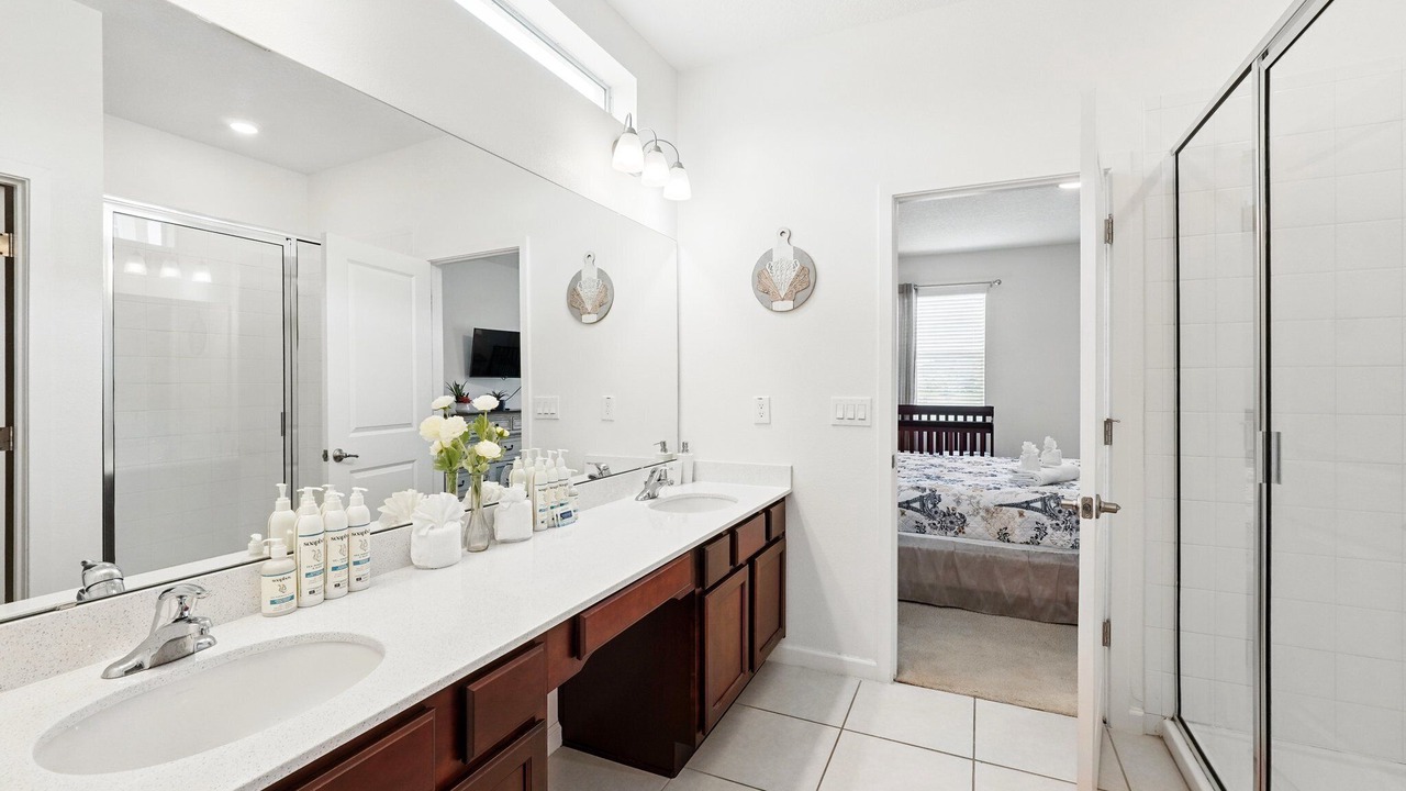 Photo of Bathroom in Veranda Palms