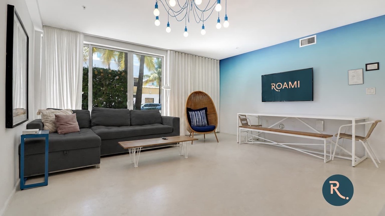 Photo of Livingroom in South Pointe