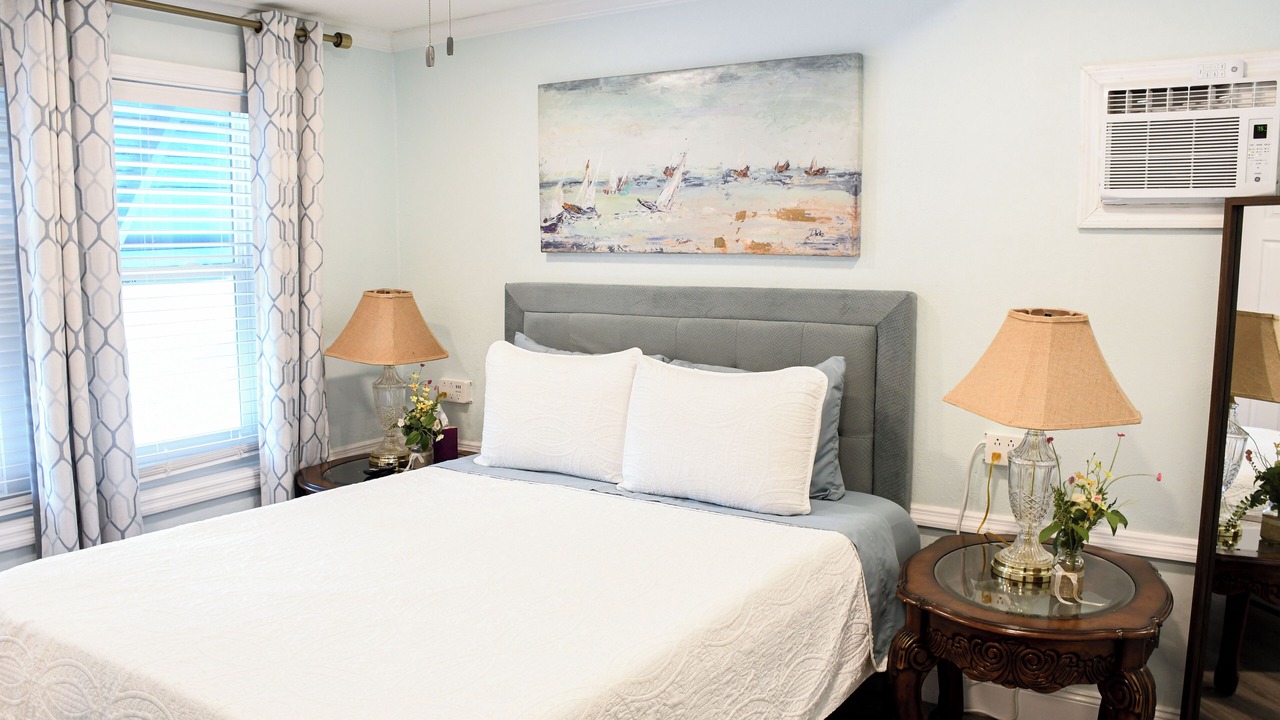 Photo of Bedroom in Winter Haven