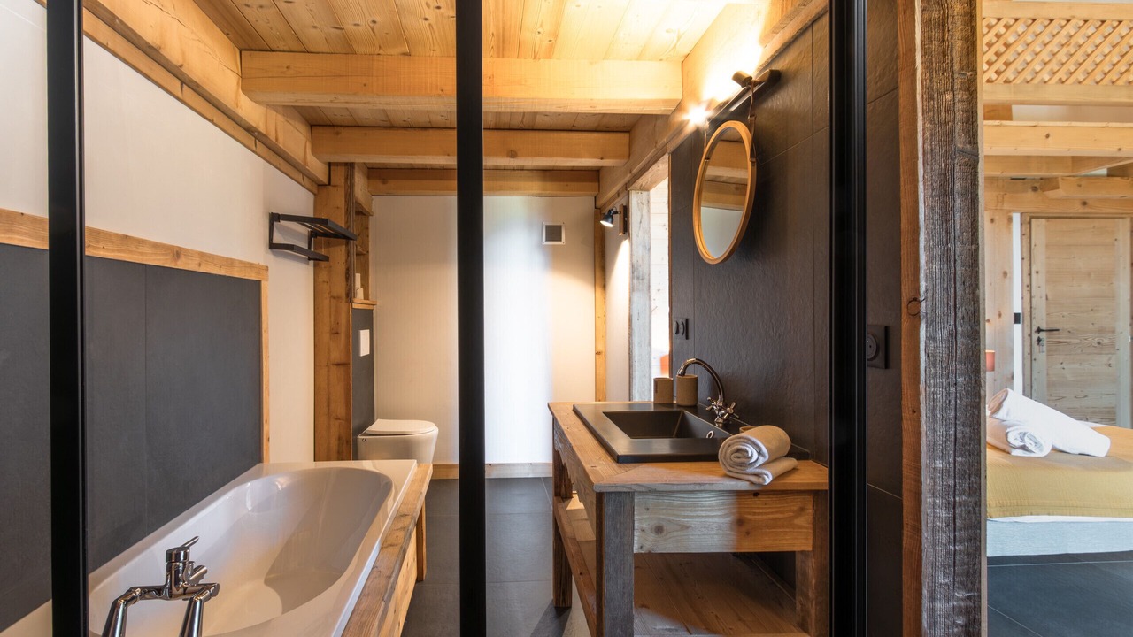 Photo of Bathroom in Cordon