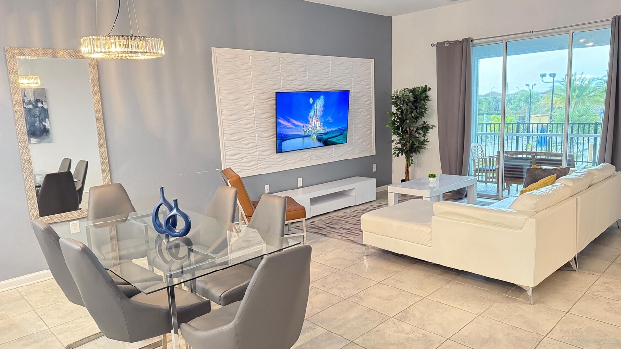 Photo of Livingroom in Four Corners
