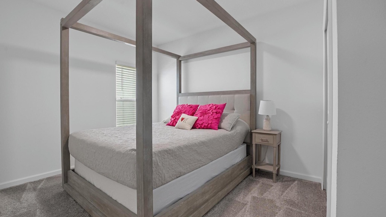 Photo of Bedroom in Winter Haven