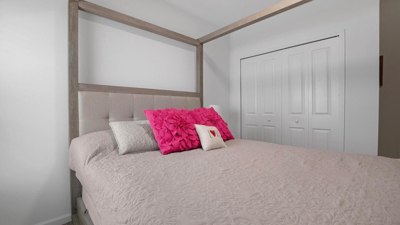 Photo of Bedroom in Winter Haven
