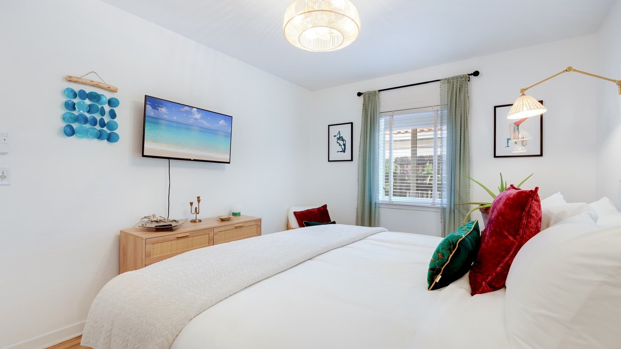 Photo of Bedroom in Southwest Coconut Grove