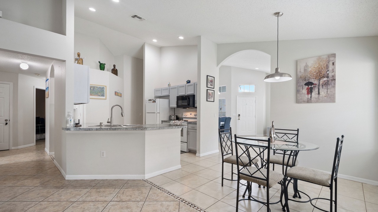Photo of Kitchen in Haines City