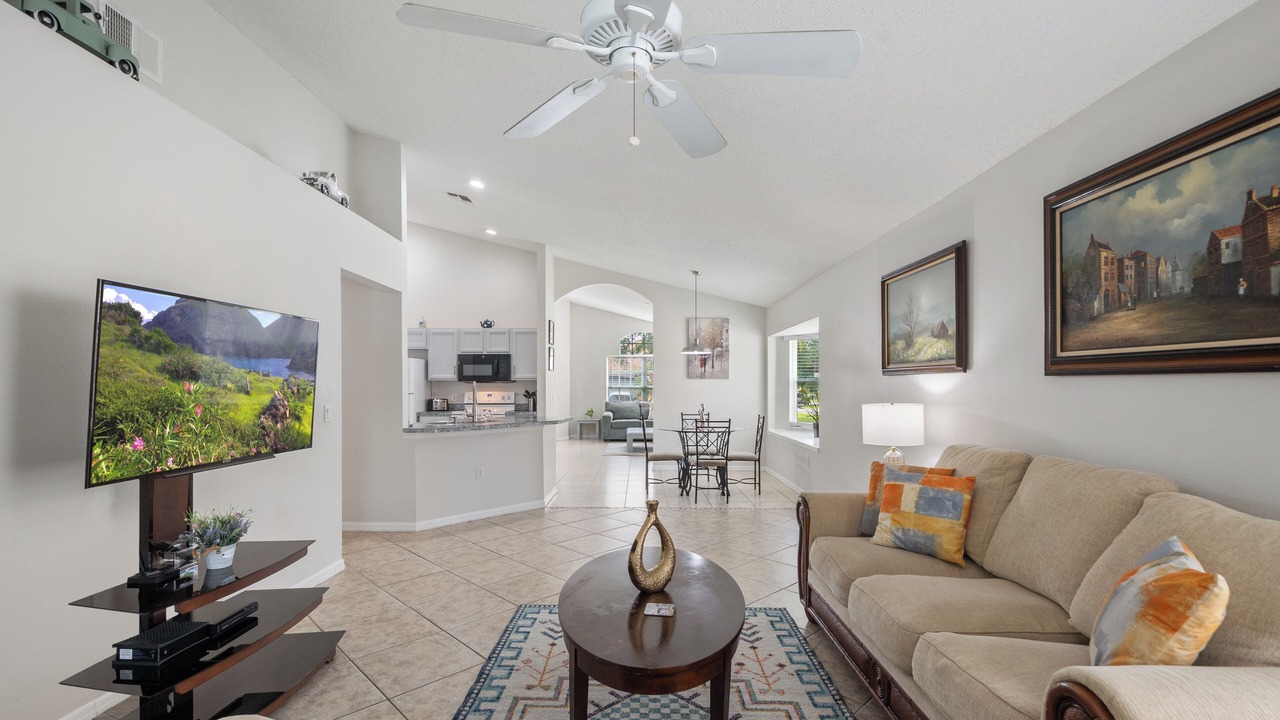 Photo of Livingroom in Haines City