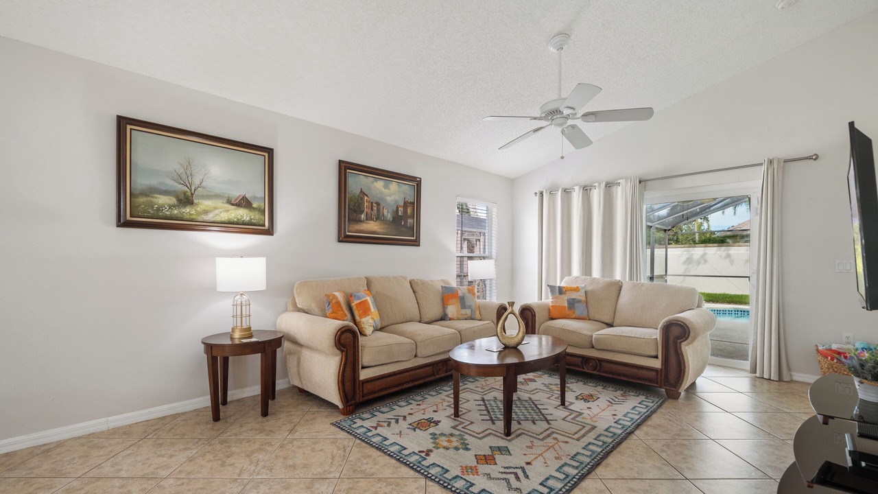 Photo of Livingroom in Haines City