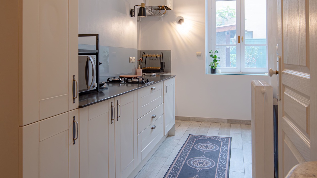 Photo of Kitchen in Republique - Tolstoi