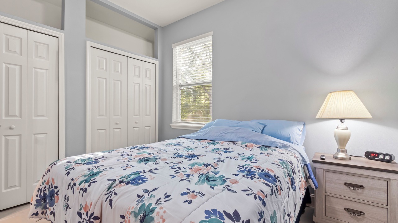 Photo of Bedroom in Clair-Mel City
