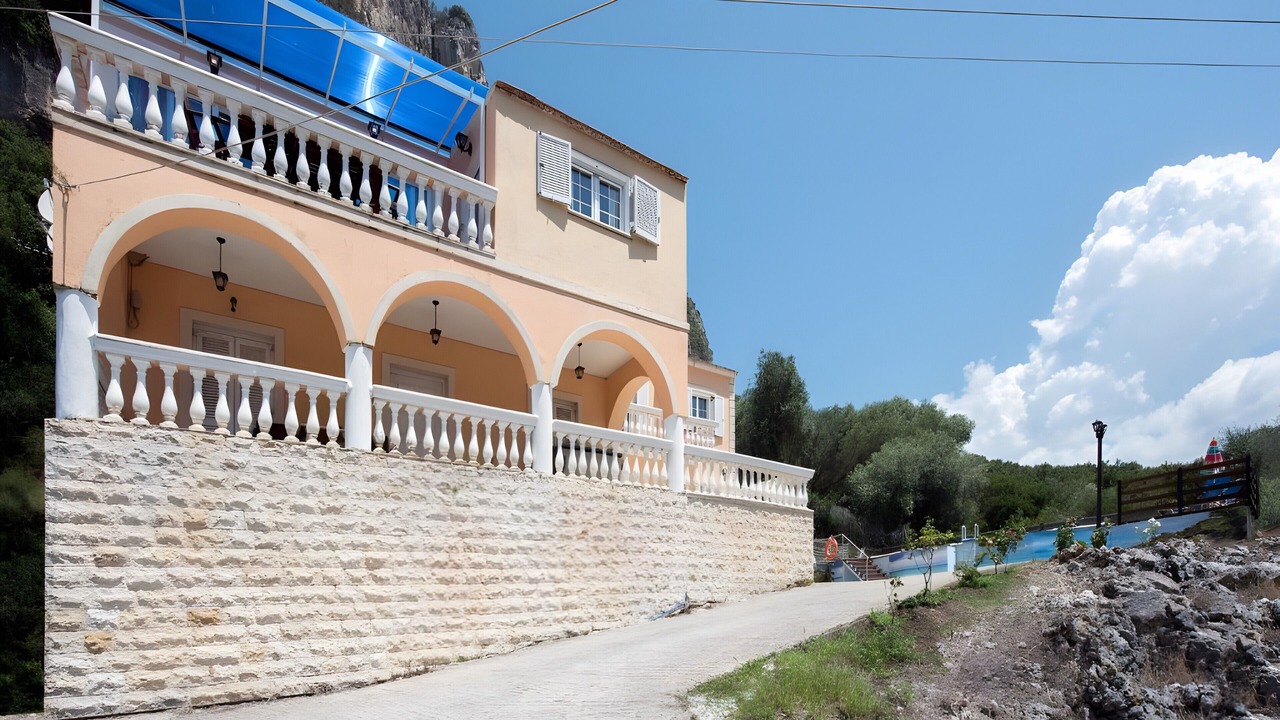 Photo of Outdoor in Doukades