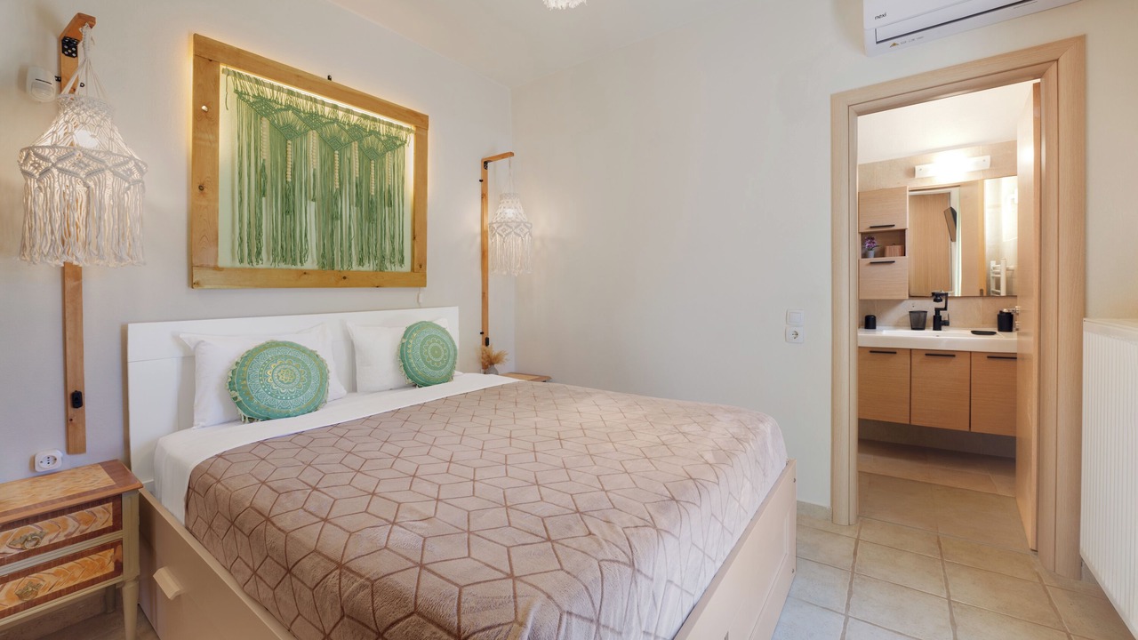 Photo of Bedroom in Stavromenos