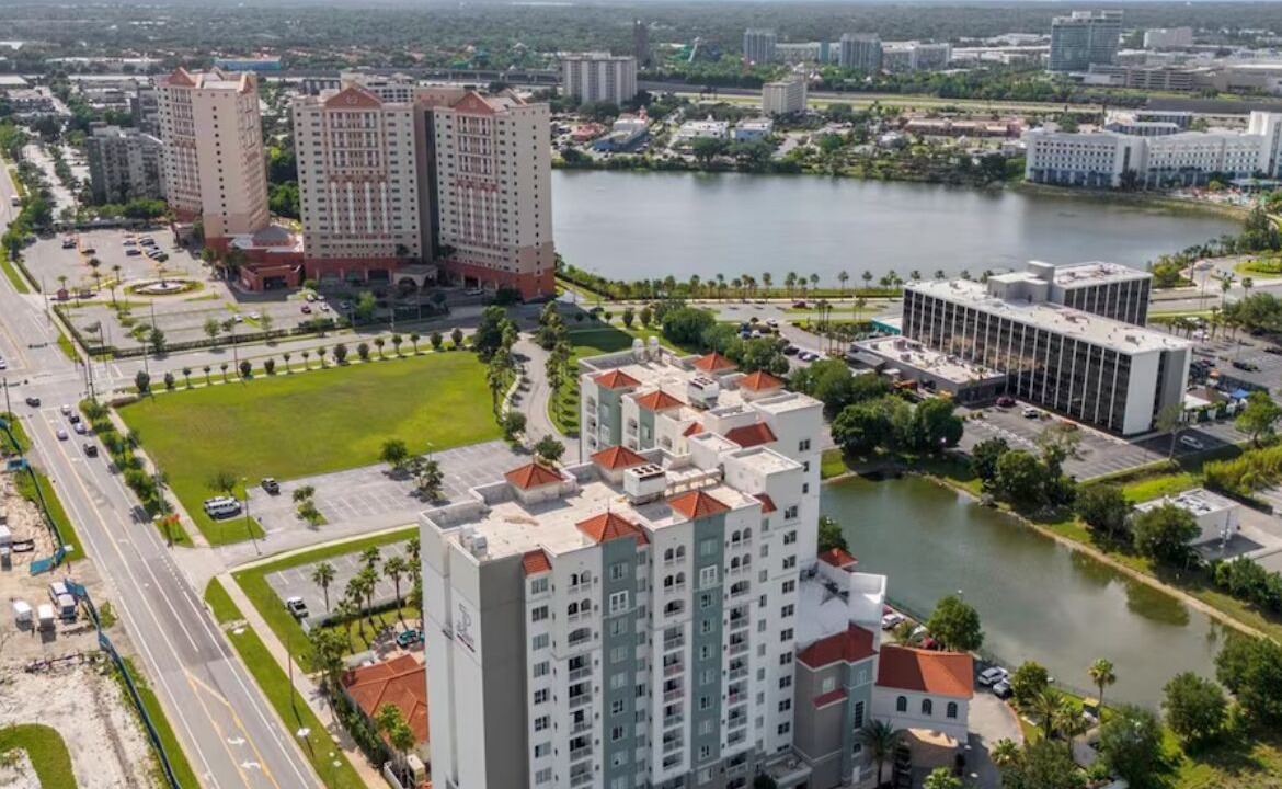 Photo of Outdoor in Florida Center