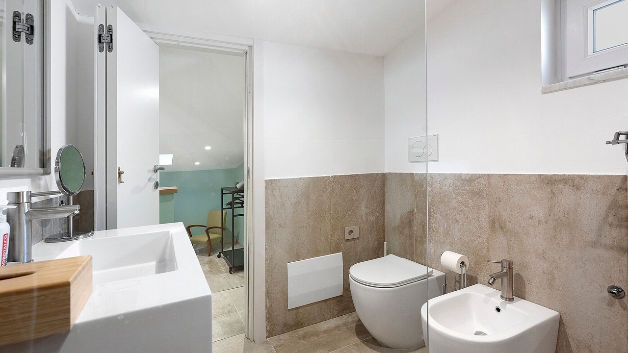Photo of Bathroom in Historical Downtown Salerno