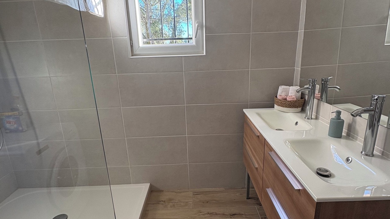 Photo of Bathroom in Saint-Julien