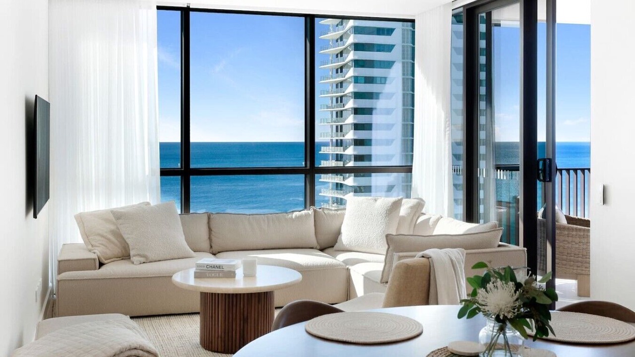 Photo of Livingroom in Mermaid Beach