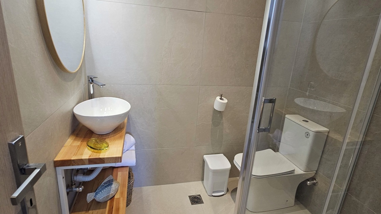 Photo of Bathroom in Alikanas