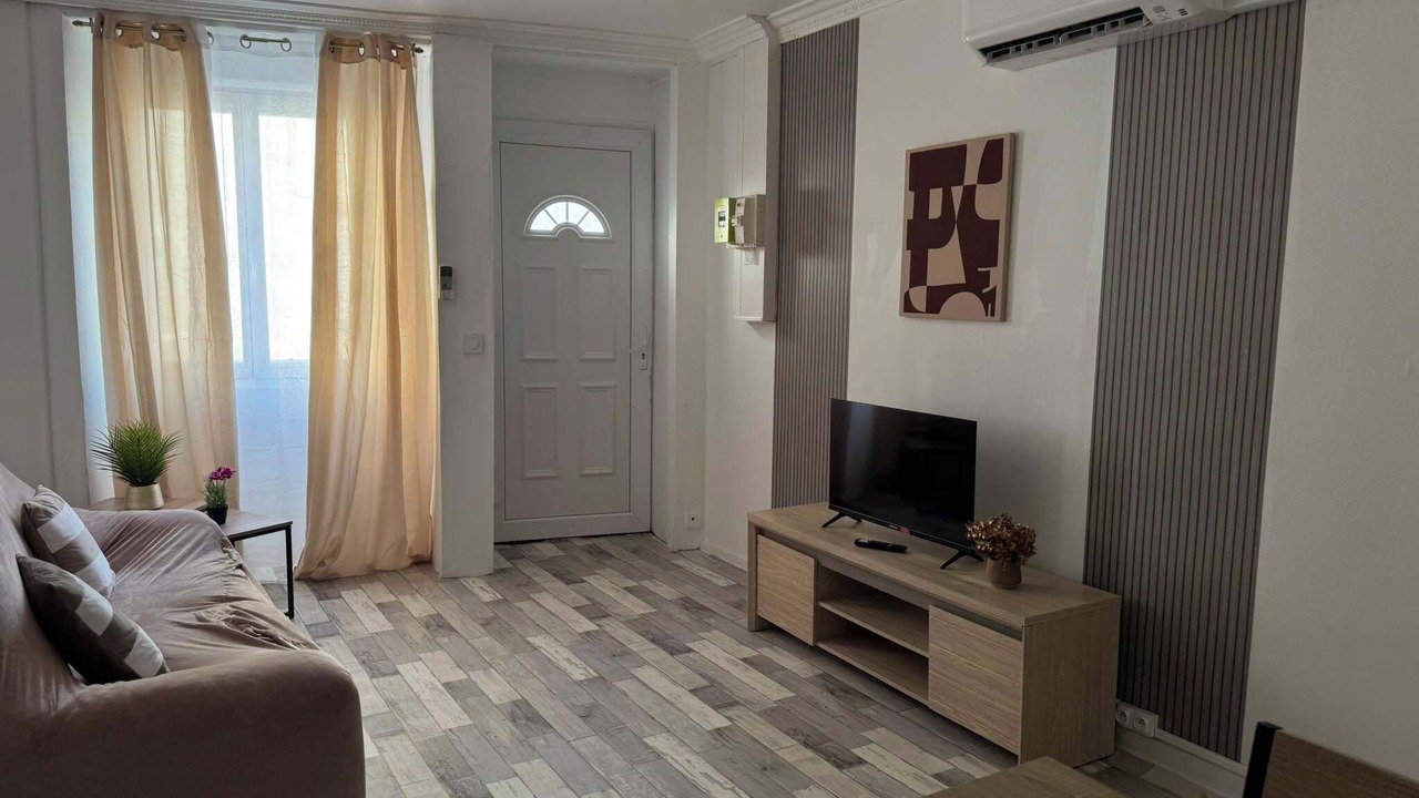 Photo of Livingroom in Saint-Junien