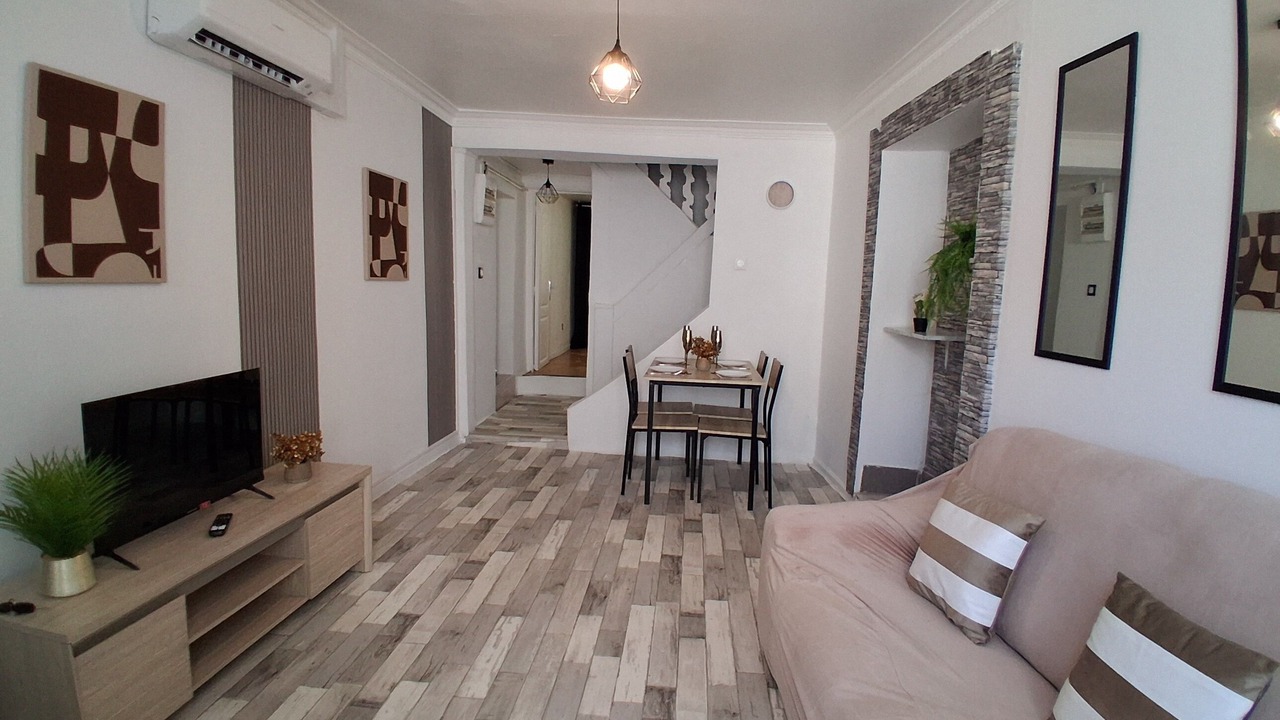 Photo of Livingroom in Saint-Junien