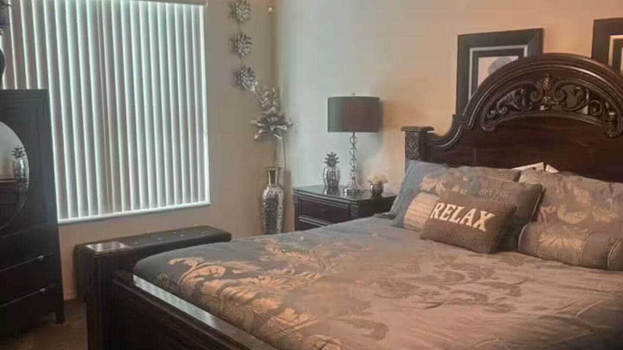 Photo of Bedroom in Seasons