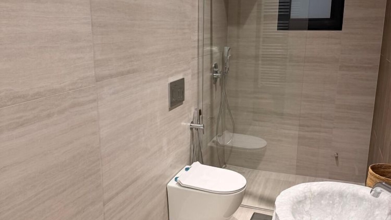 Photo of Bathroom in Elliniko-Argyroupoli