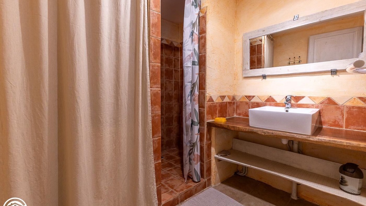 Photo of Bathroom in Manzat