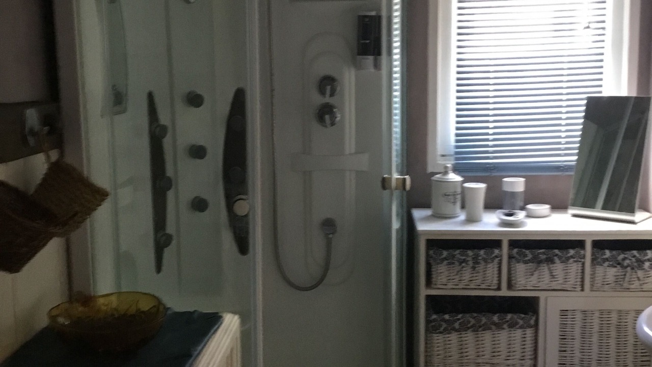 Photo of Bathroom in Saint-Junien