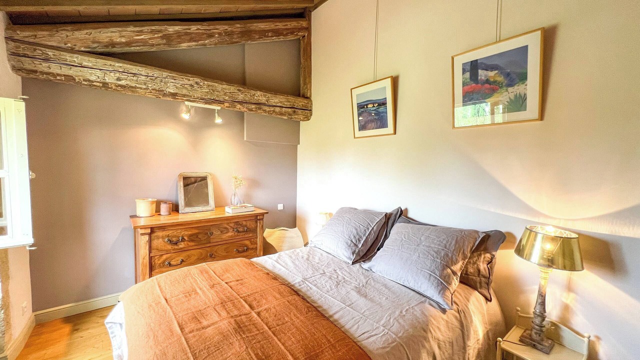 Photo of Bedroom in Collias
