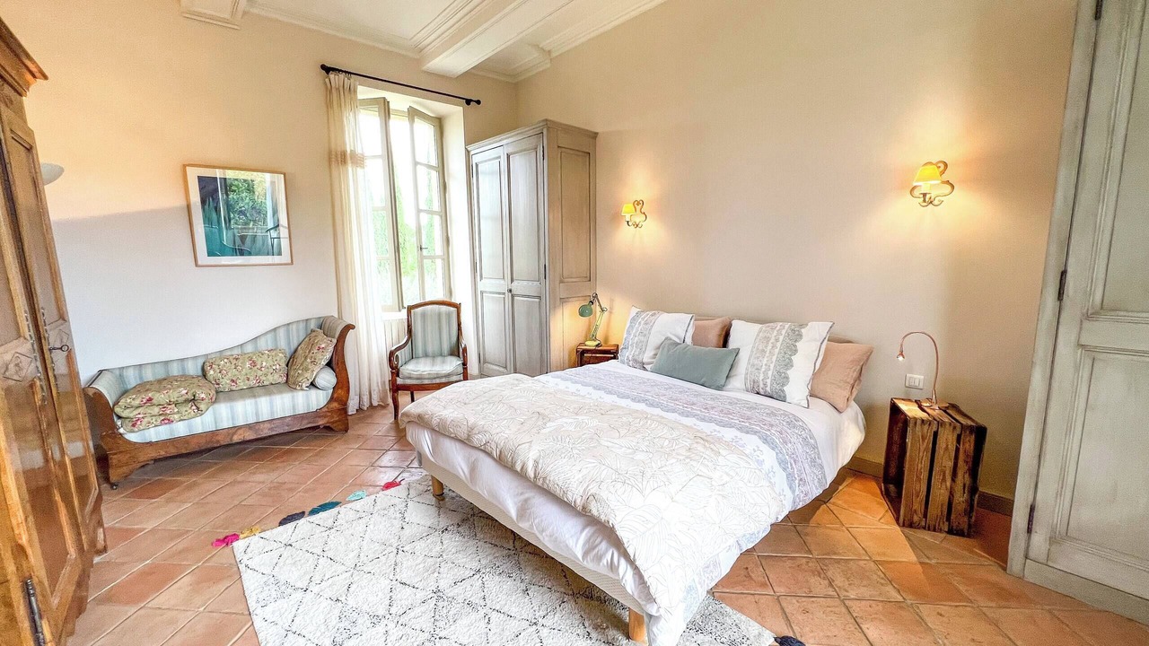 Photo of Bedroom in Collias