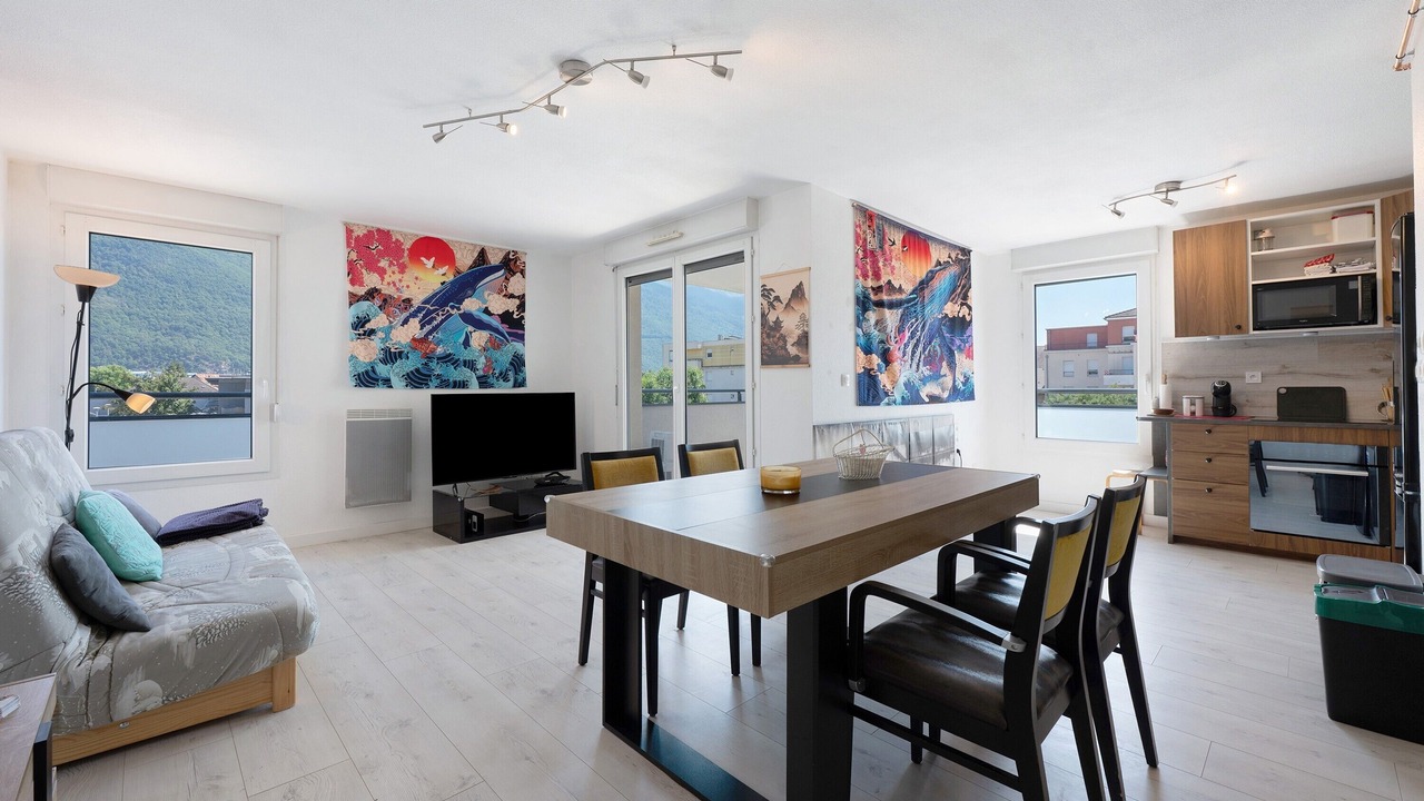 Photo of Livingroom in Albertville