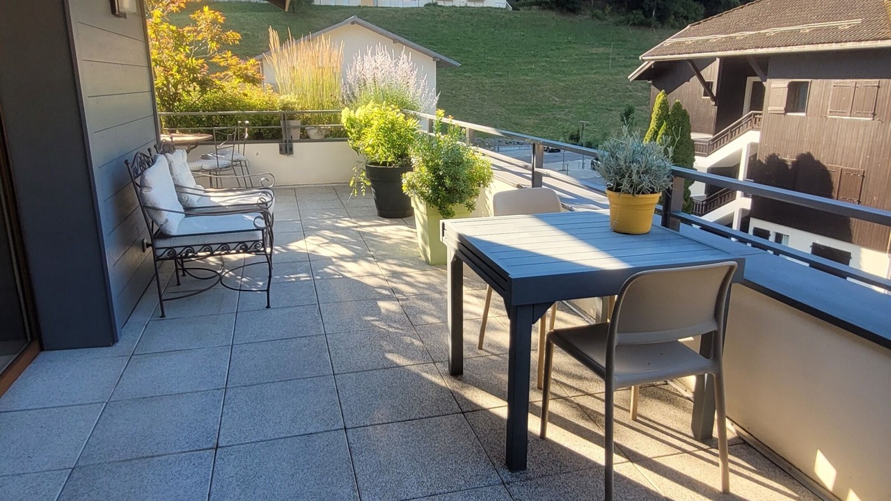 Photo of Outdoor in Thones