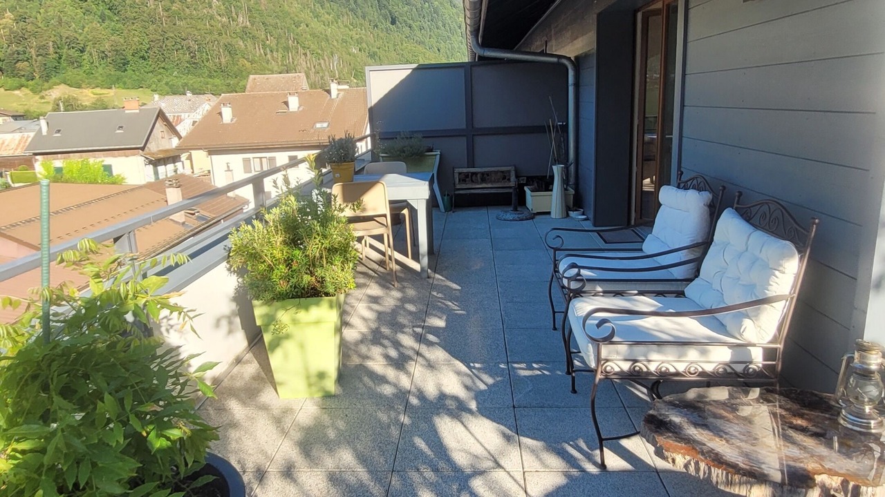 Photo of Patio Balcony in Thones