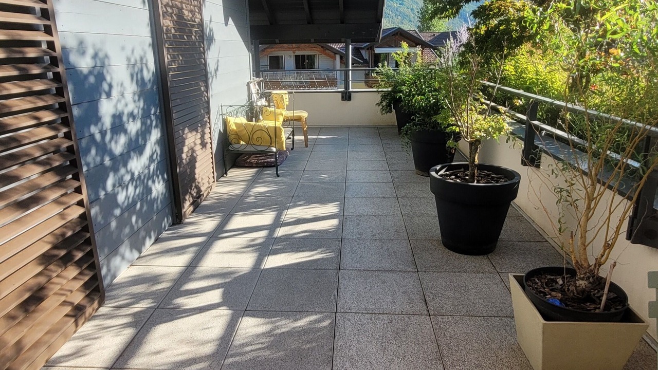 Photo of Patio Balcony in Thones
