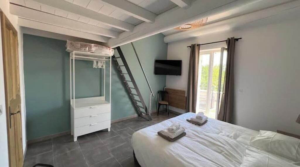 Photo of Bedroom in Gordes