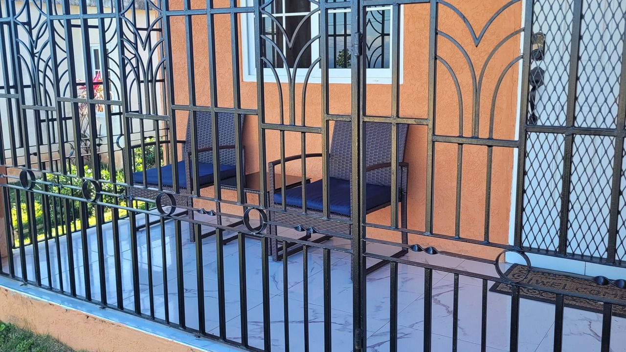 Photo of Patio Balcony in Stewart Town