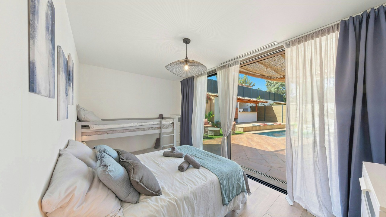 Photo of Bedroom in Ollioules