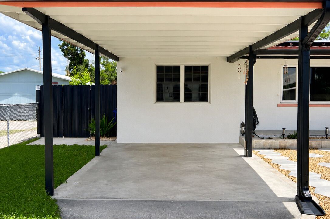 Photo of Outdoor in Lakeland