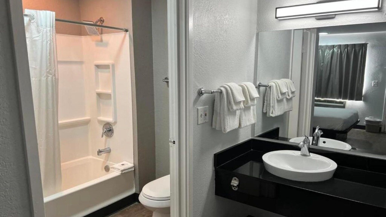 Photo of Bathroom in Lakeland