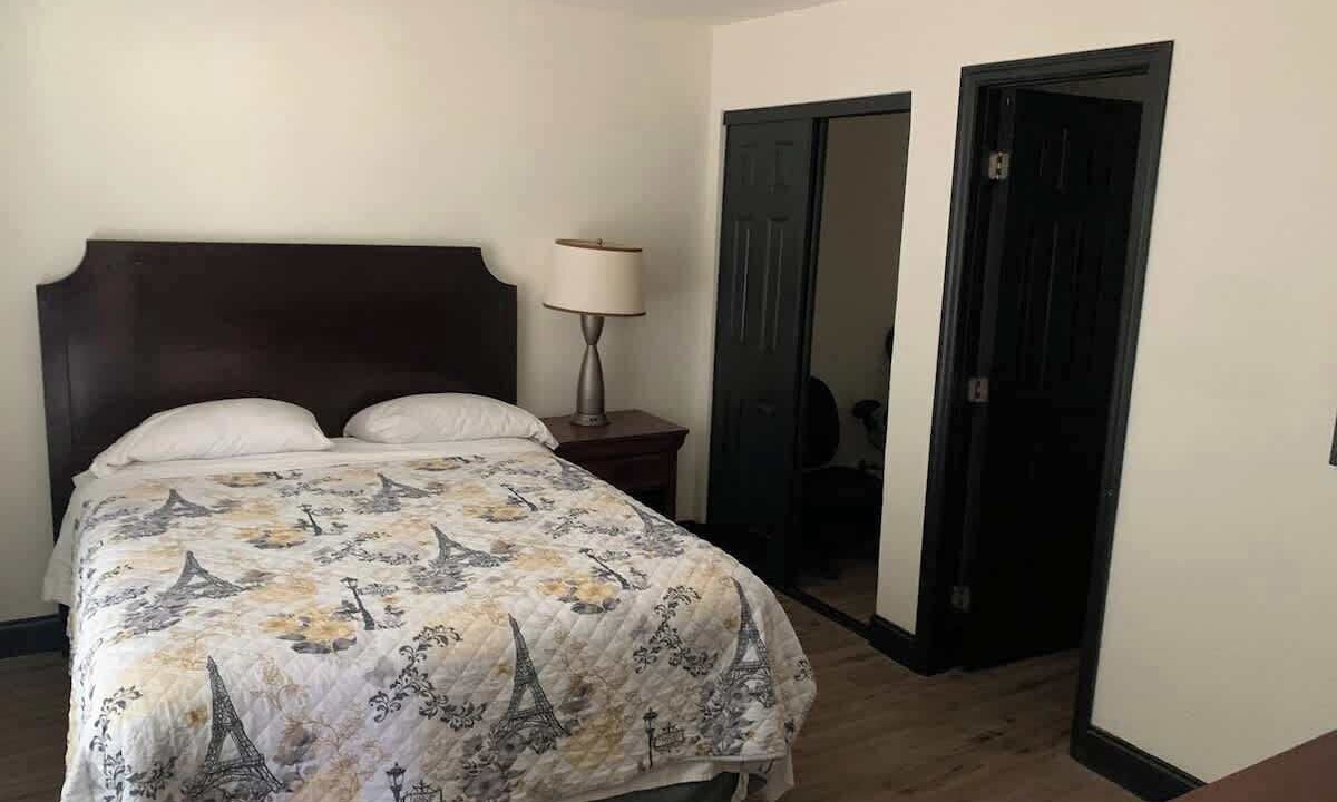 Photo of Bedroom in Heathrow