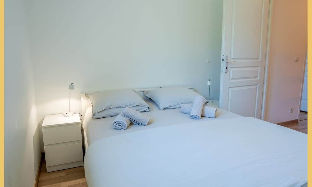 Photo of Bedroom in Etrembieres