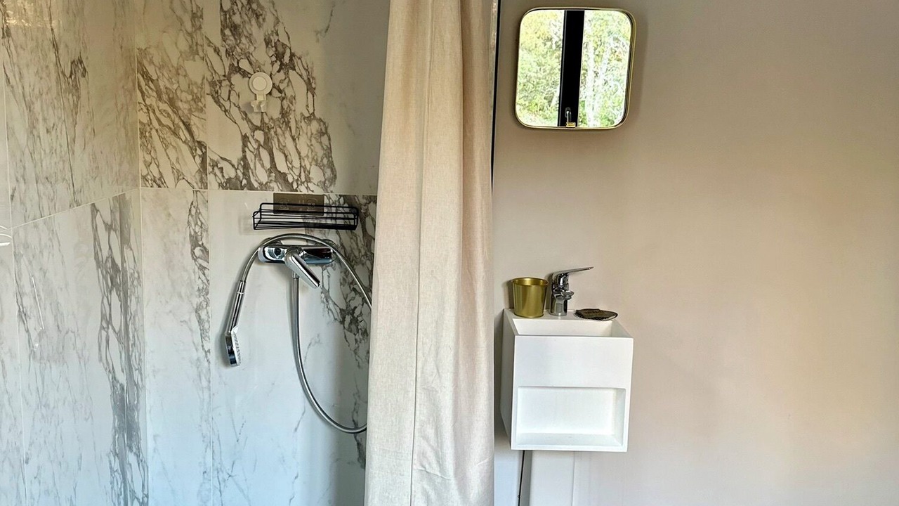 Photo of Bathroom in La Verdiere